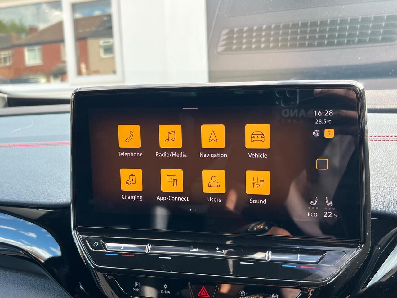 Used 2021 Volkswagen ID.4 for sale in Sheffield
