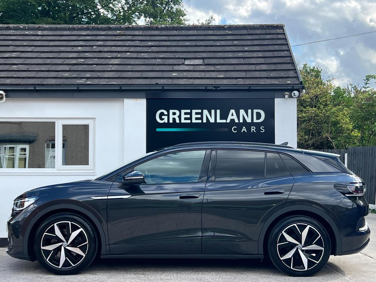 Used 2021 Volkswagen ID.4 for sale in Sheffield