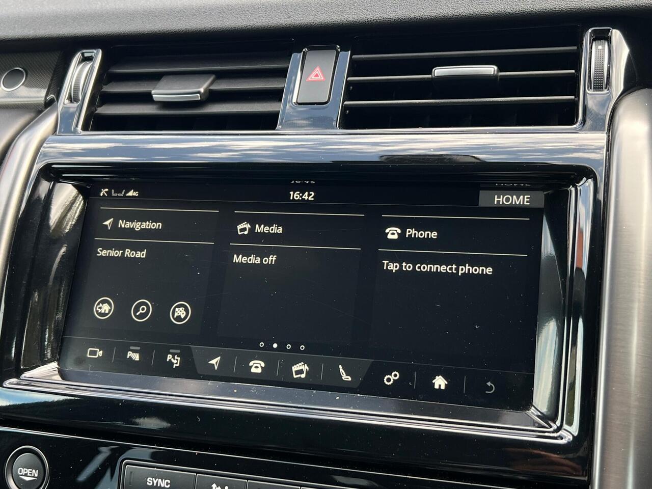 Used 2020 Land Rover Discovery for sale in Sheffield