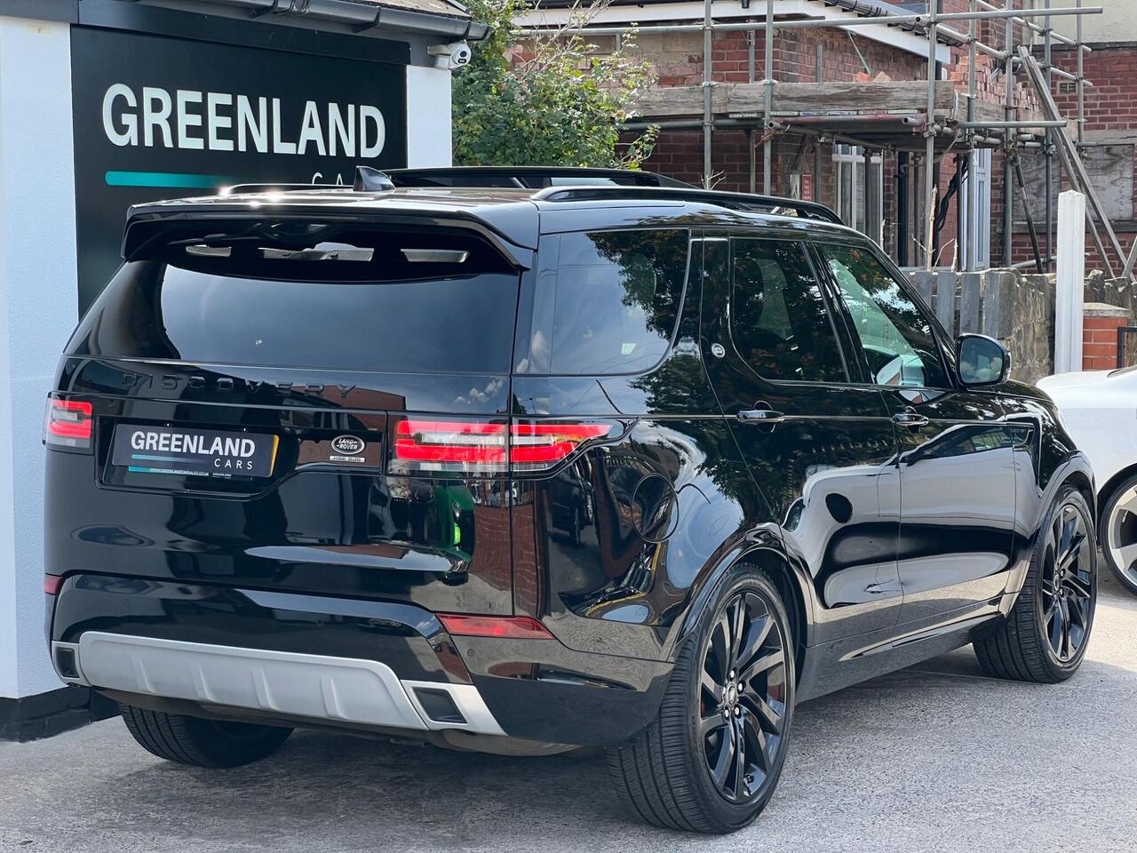 Used 2020 Land Rover Discovery for sale in Sheffield