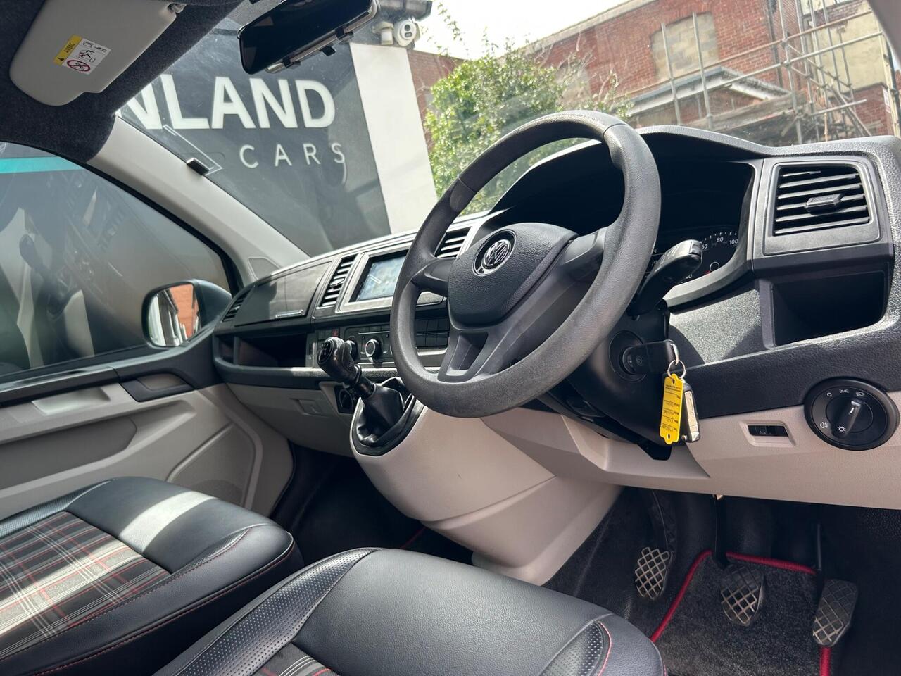 Used 2017 Volkswagen Transporter for sale in Sheffield