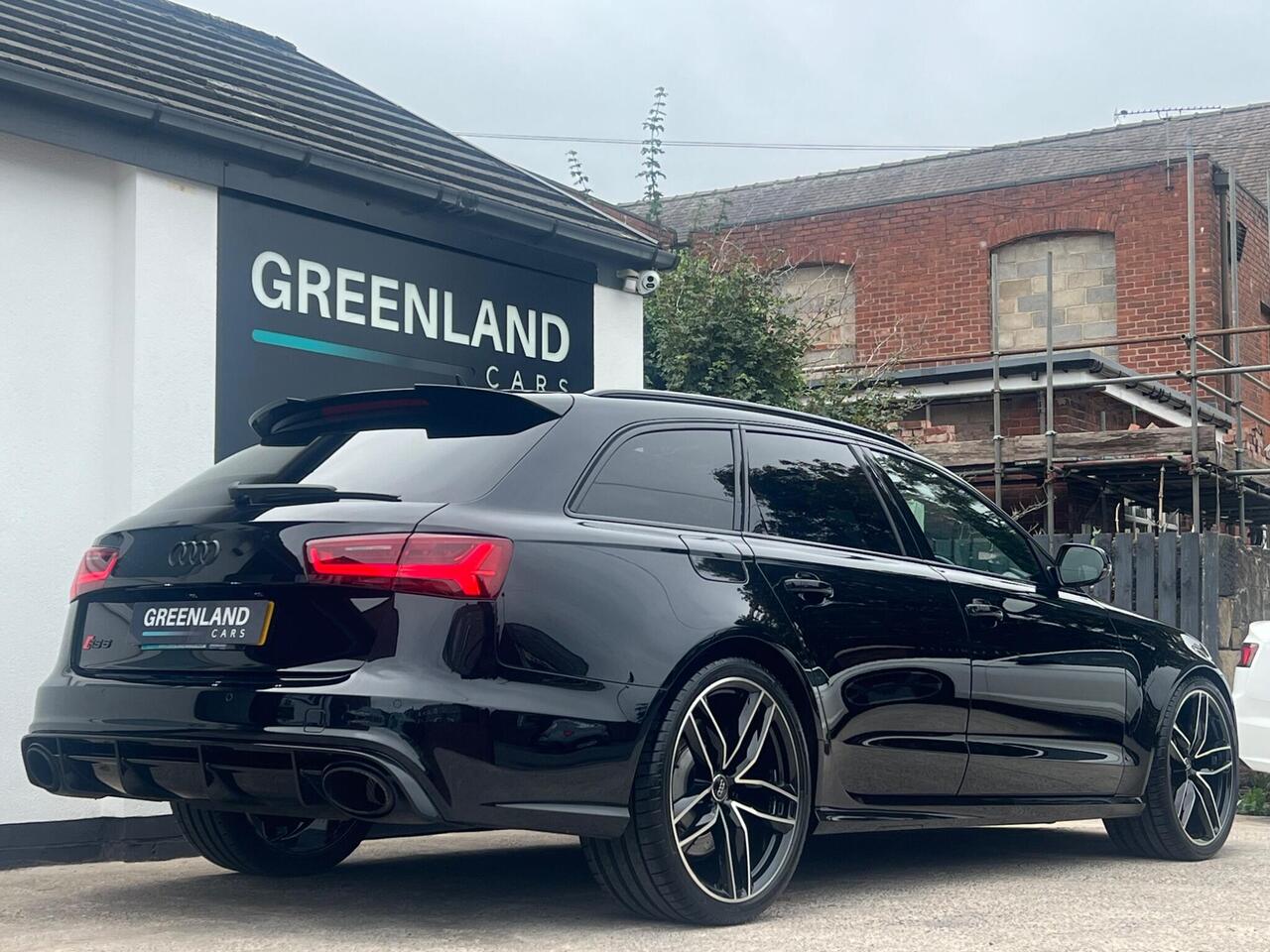 Used 2016 Audi RS6 Avant for sale in Sheffield