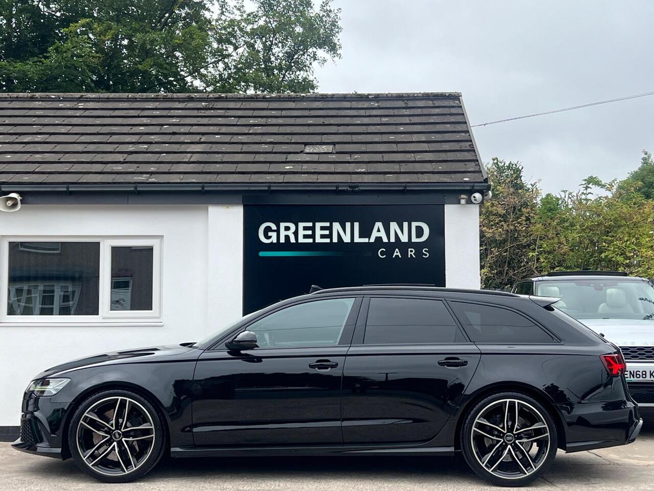 Used 2016 Audi RS6 Avant for sale in Sheffield