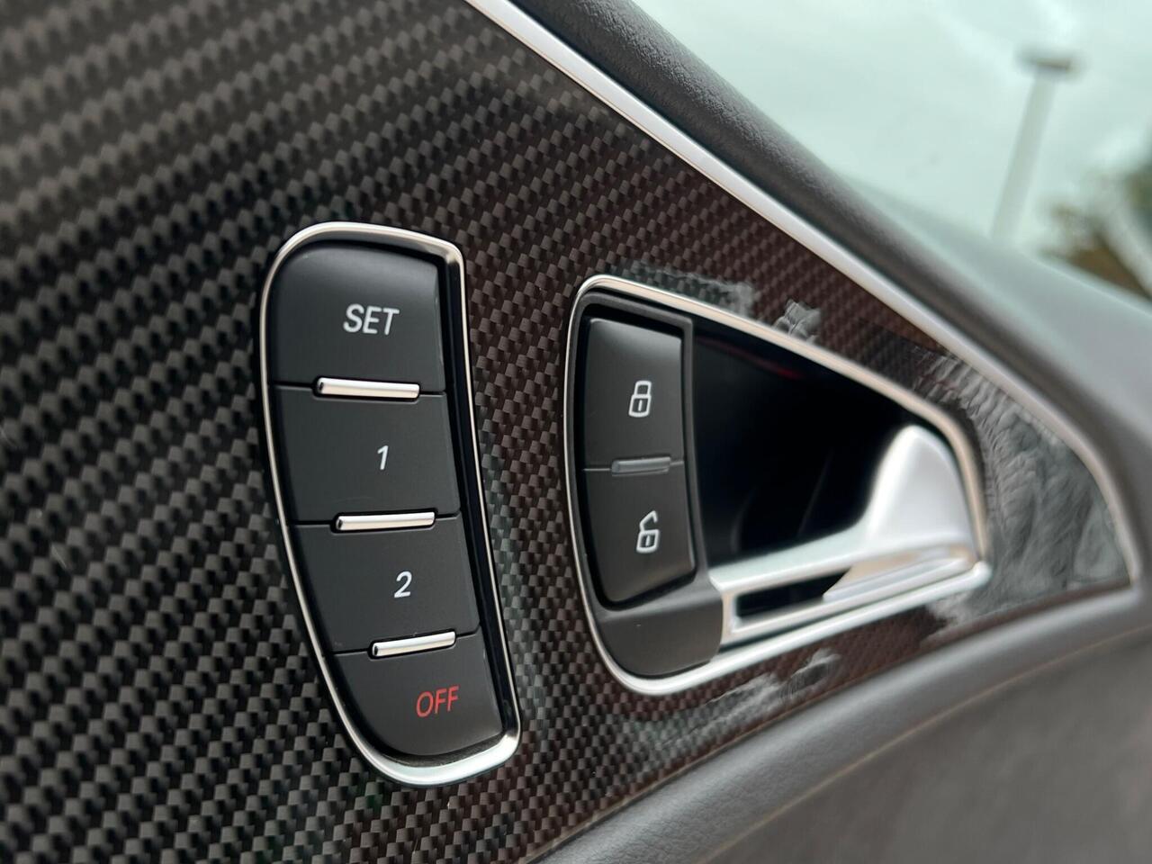 Used 2016 Audi RS6 Avant for sale in Sheffield