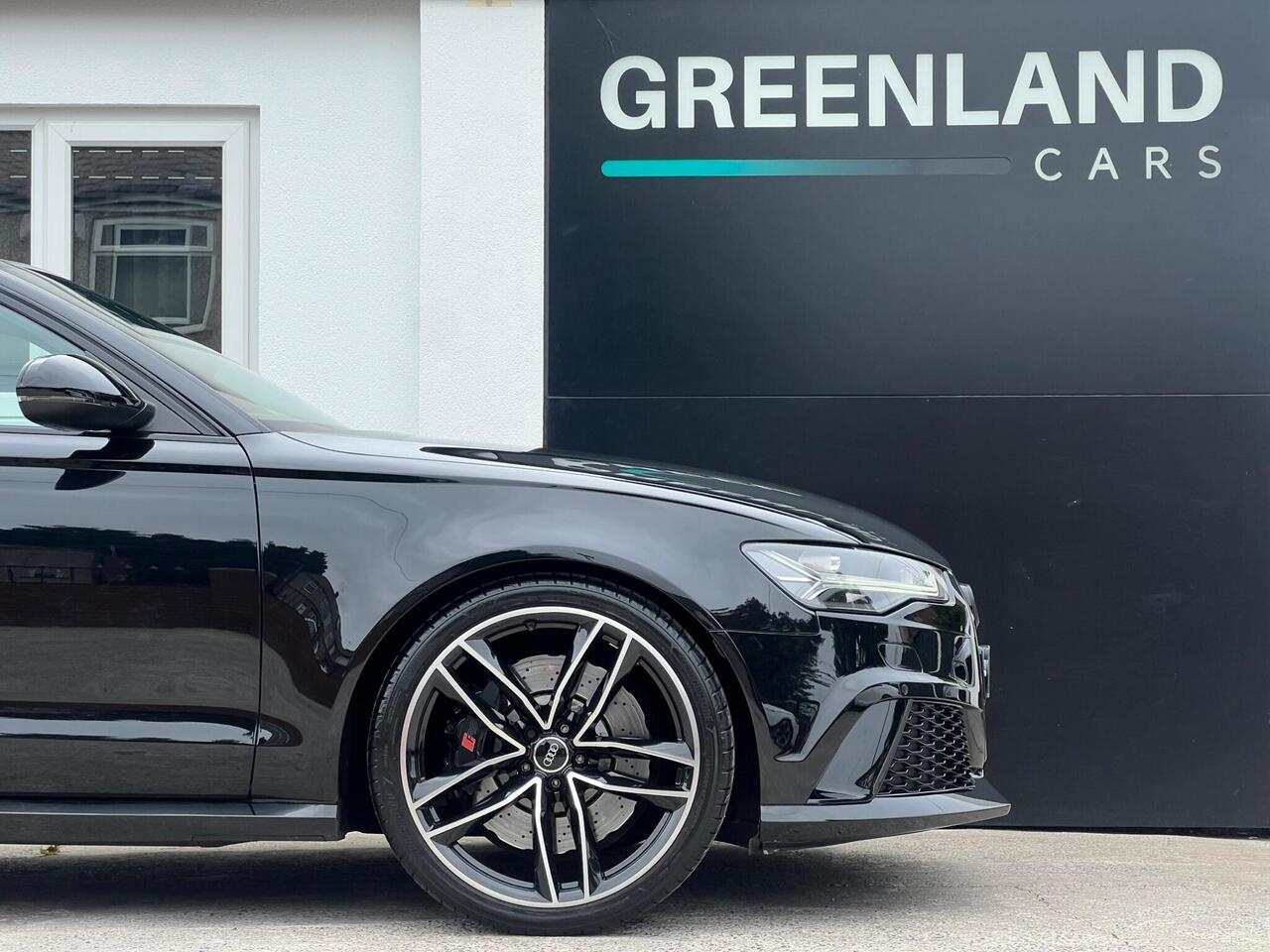 Used 2016 Audi RS6 Avant for sale in Sheffield