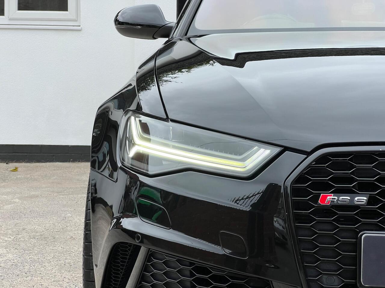 Used 2016 Audi RS6 Avant for sale in Sheffield