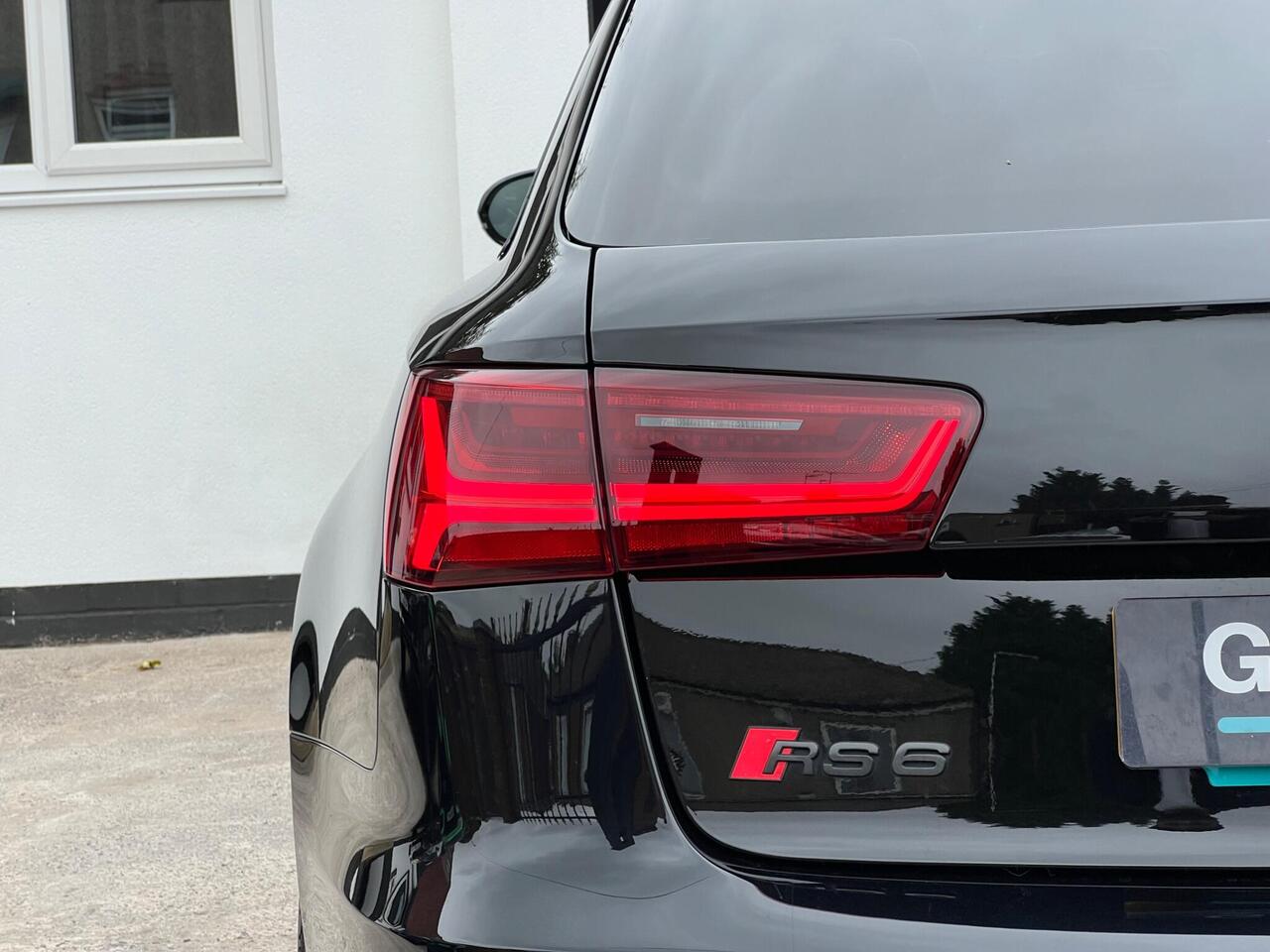 Used 2016 Audi RS6 Avant for sale in Sheffield