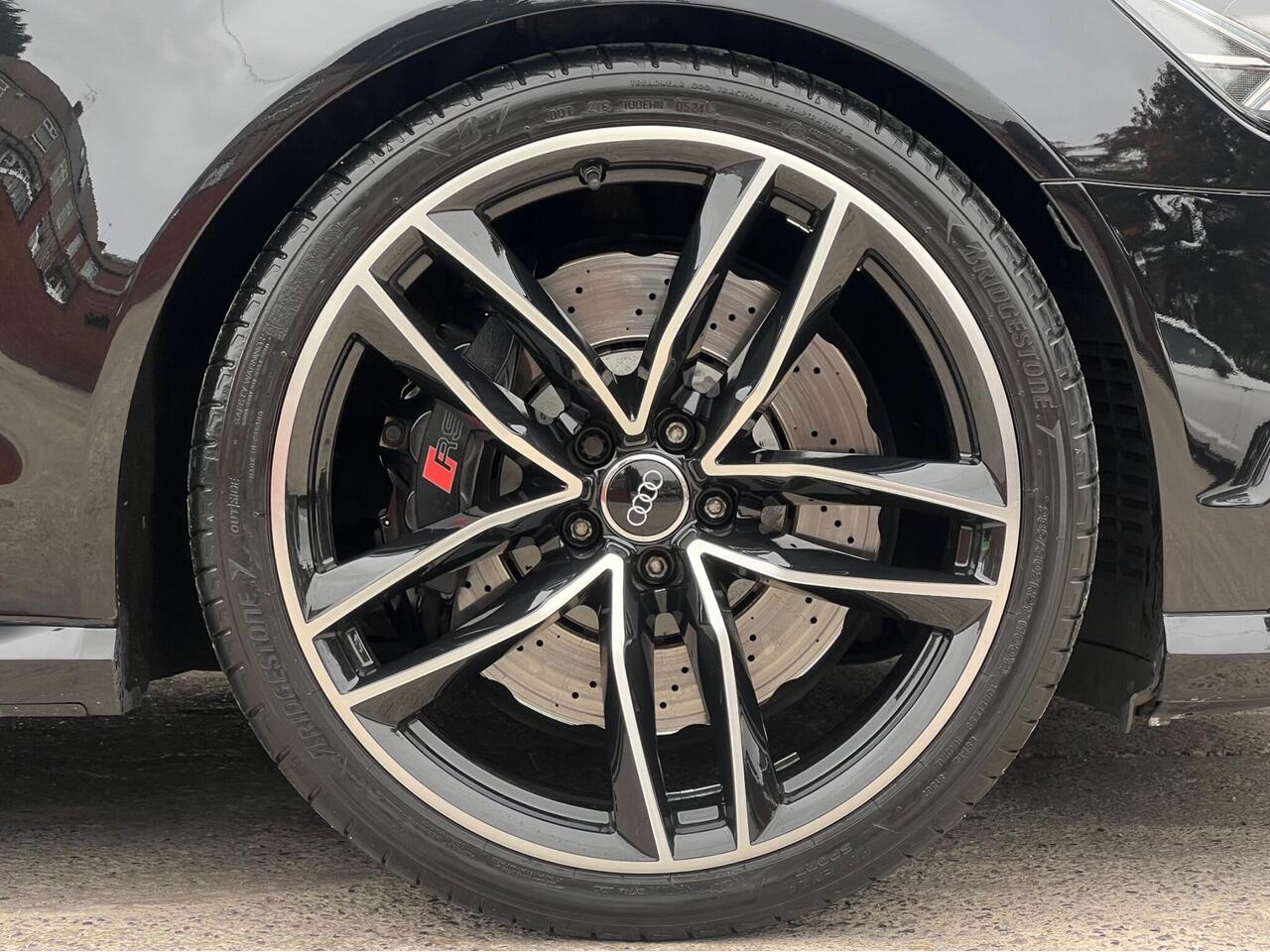 Used 2016 Audi RS6 Avant for sale in Sheffield