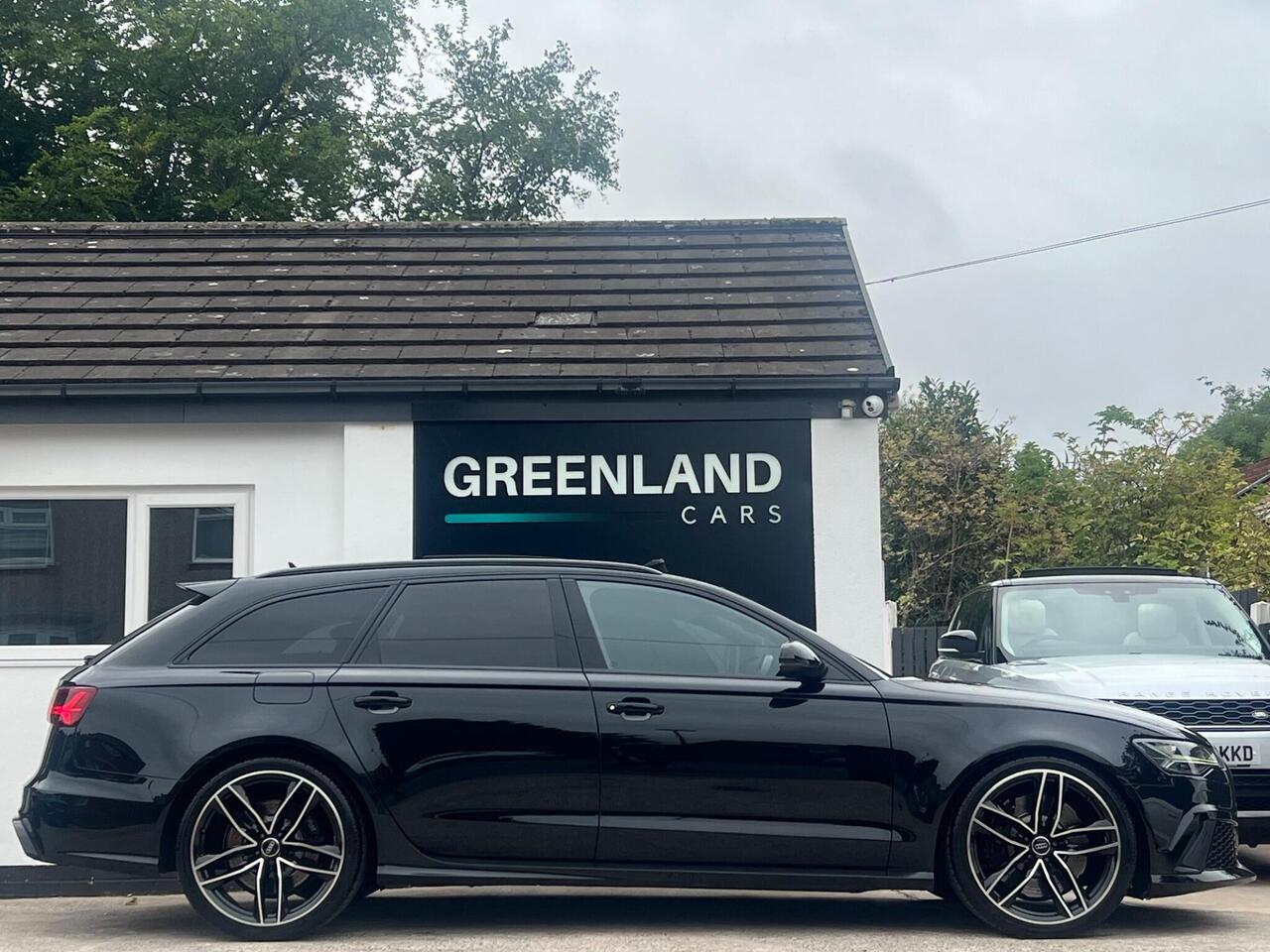 Used 2016 Audi RS6 Avant for sale in Sheffield