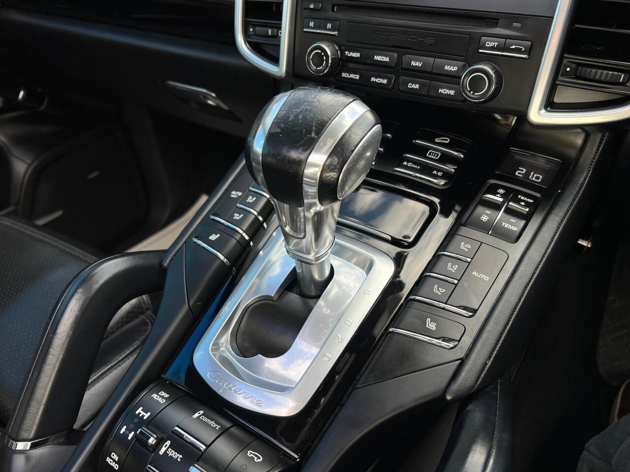 Used 2017 Porsche Cayenne for sale in Sheffield