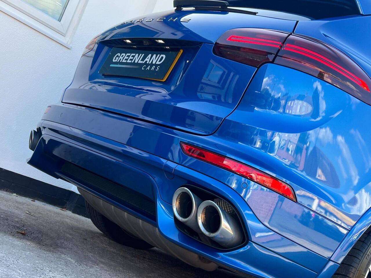 Used 2017 Porsche Cayenne for sale in Sheffield