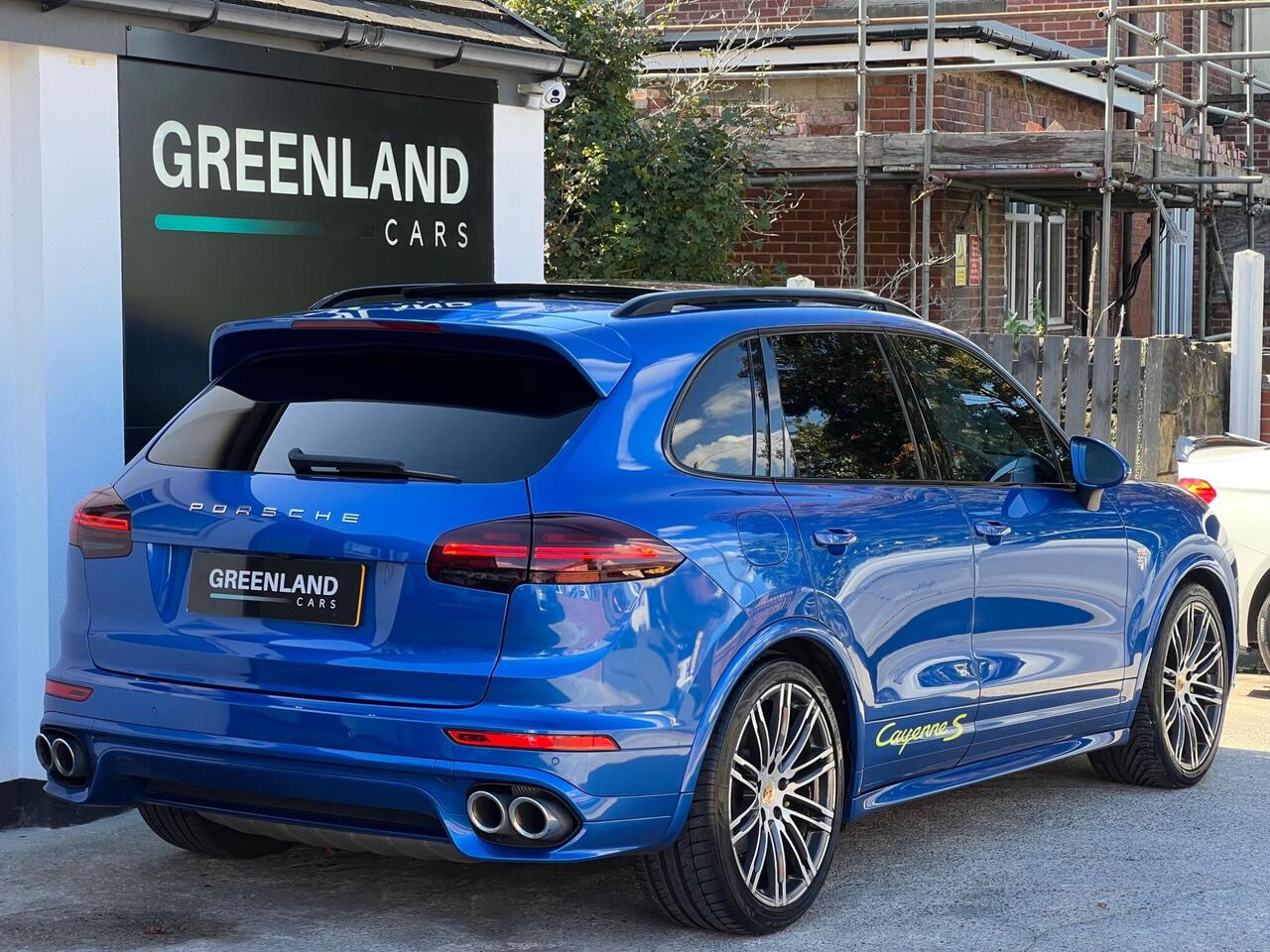 Used 2017 Porsche Cayenne for sale in Sheffield