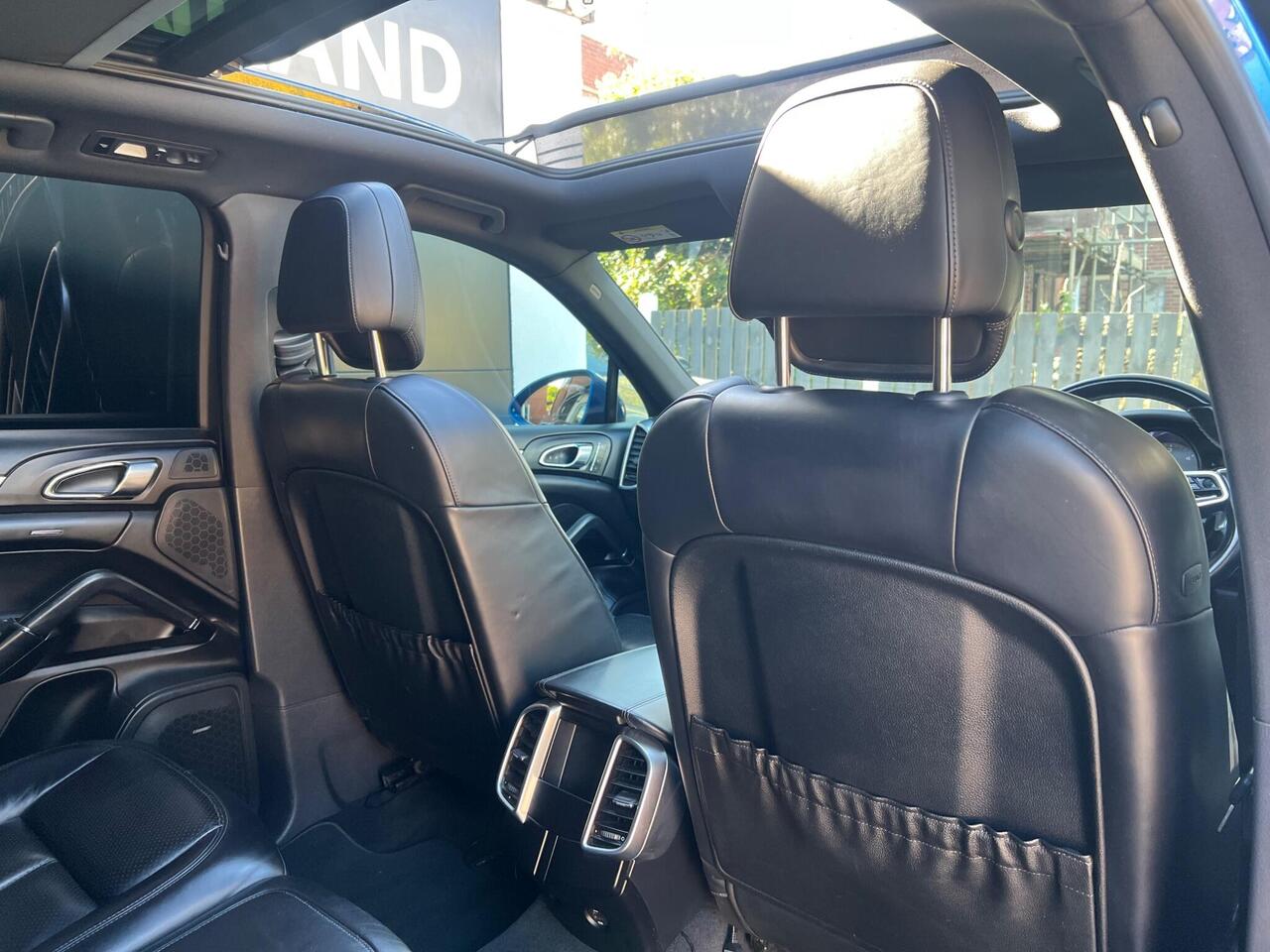 Used 2017 Porsche Cayenne for sale in Sheffield