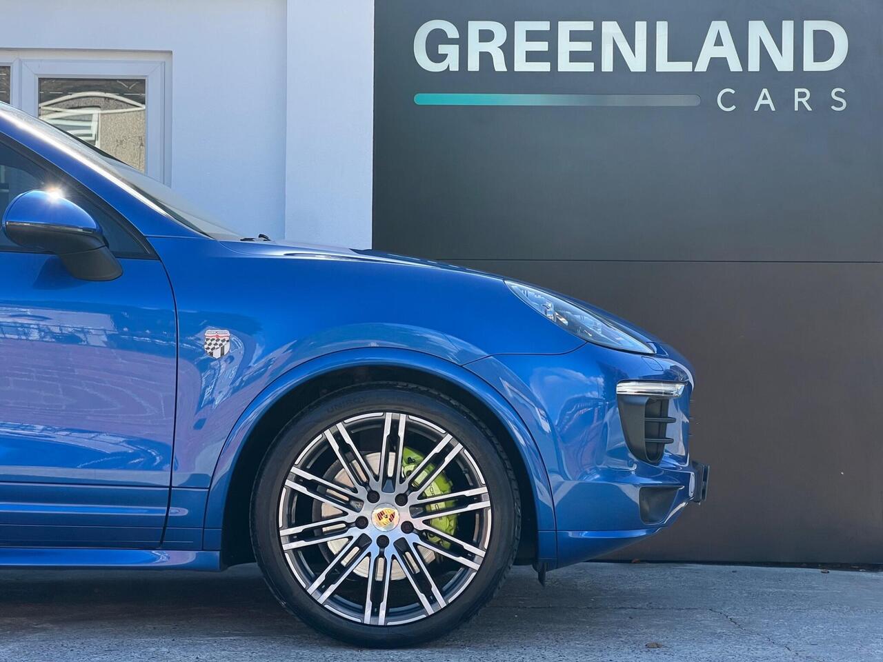 Used 2017 Porsche Cayenne for sale in Sheffield