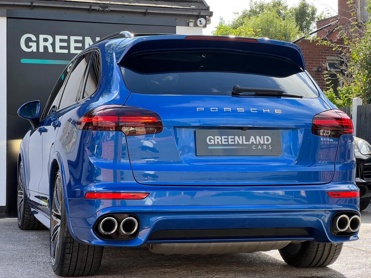 Used 2017 Porsche Cayenne for sale in Sheffield
