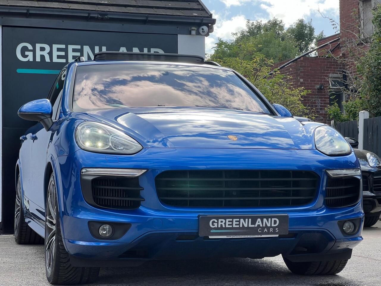 Used 2017 Porsche Cayenne for sale in Sheffield