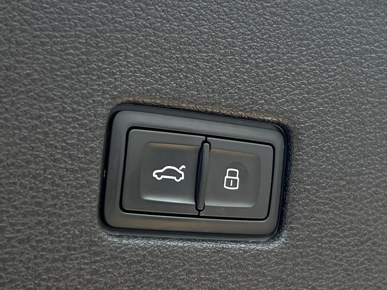 Used 2020 Audi RSQ8 for sale in Sheffield
