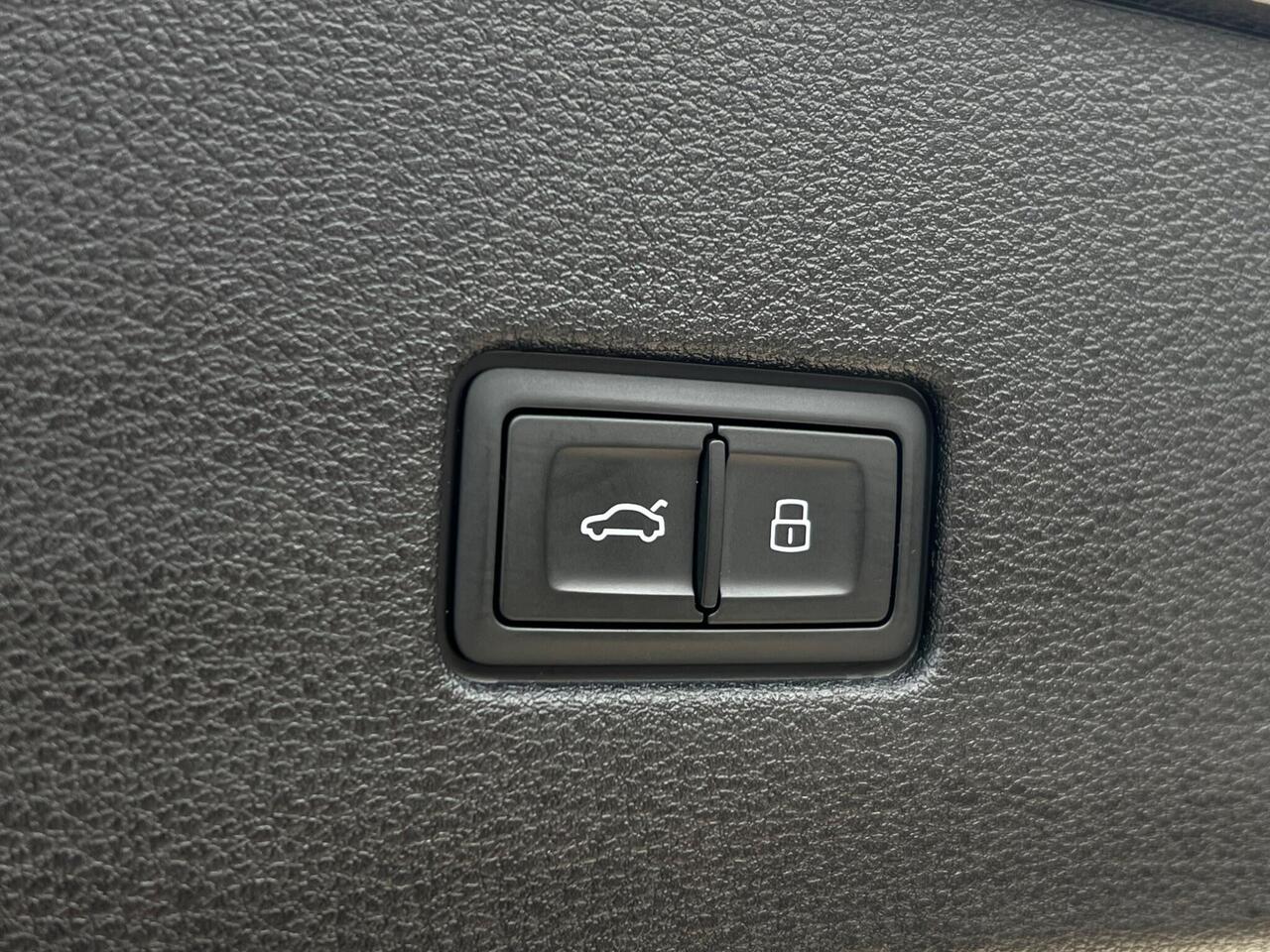 Used 2020 Audi RSQ8 for sale in Sheffield