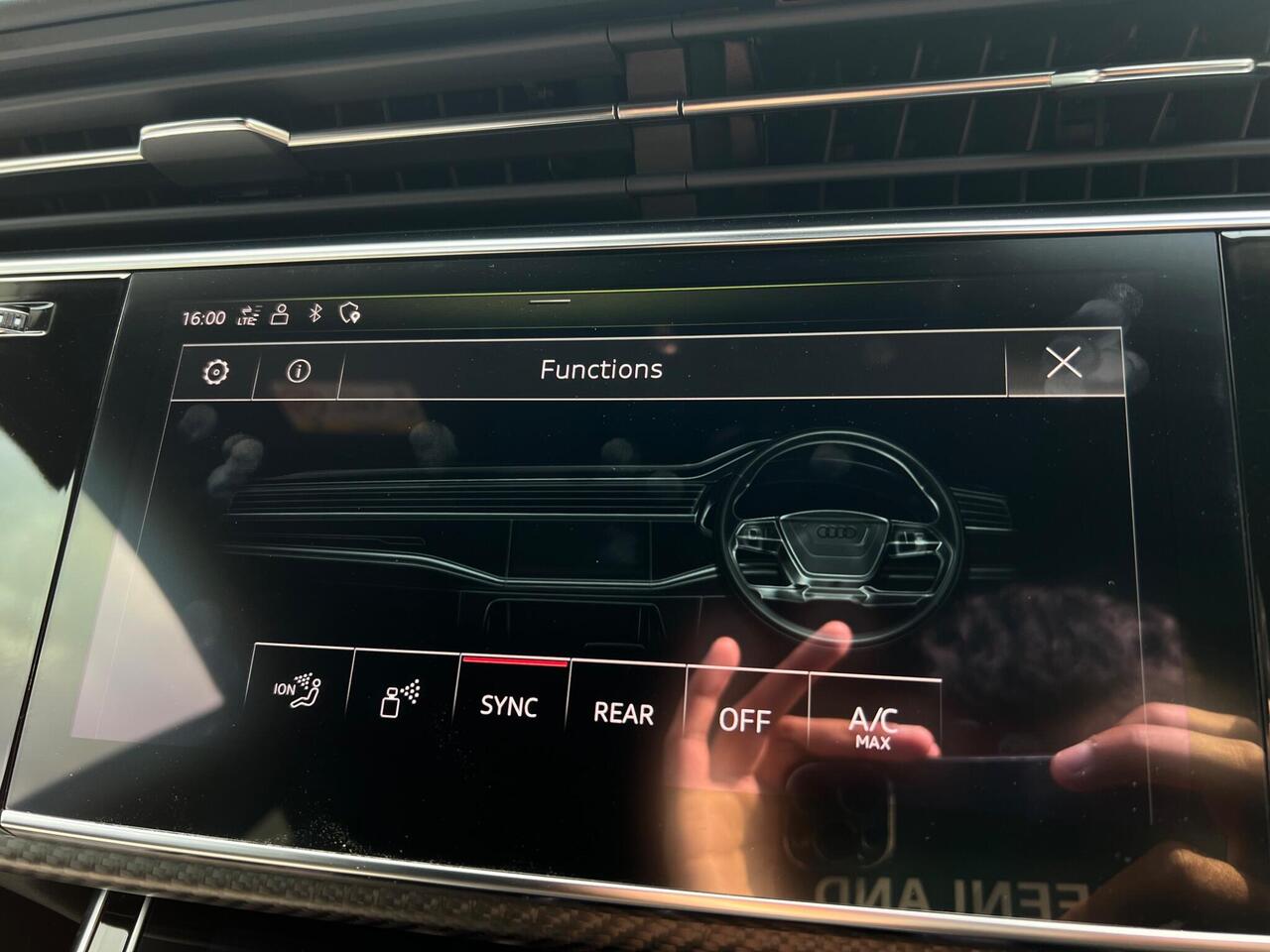 Used 2020 Audi RSQ8 for sale in Sheffield