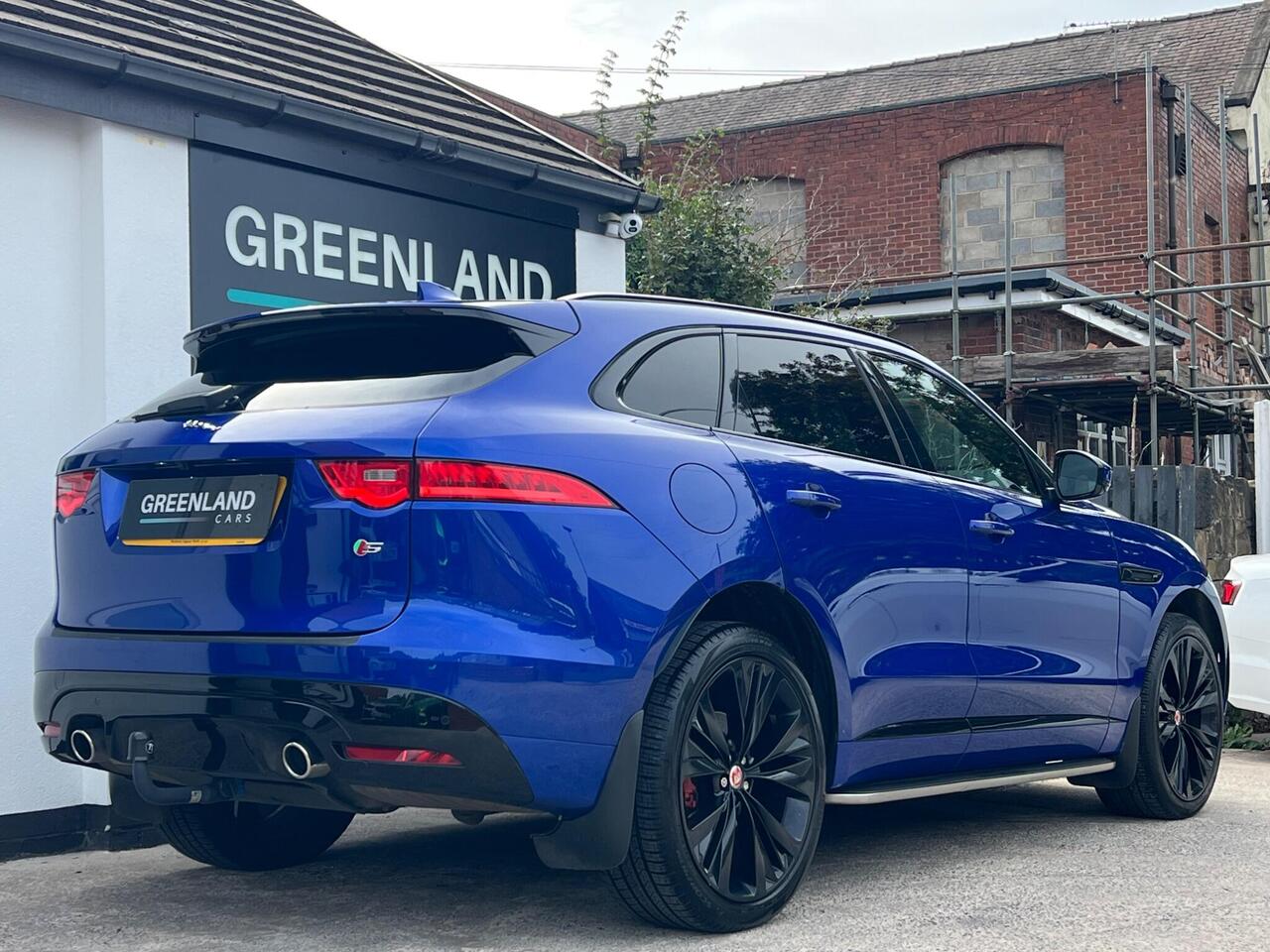 Used 2017 Jaguar F-PACE for sale in Sheffield