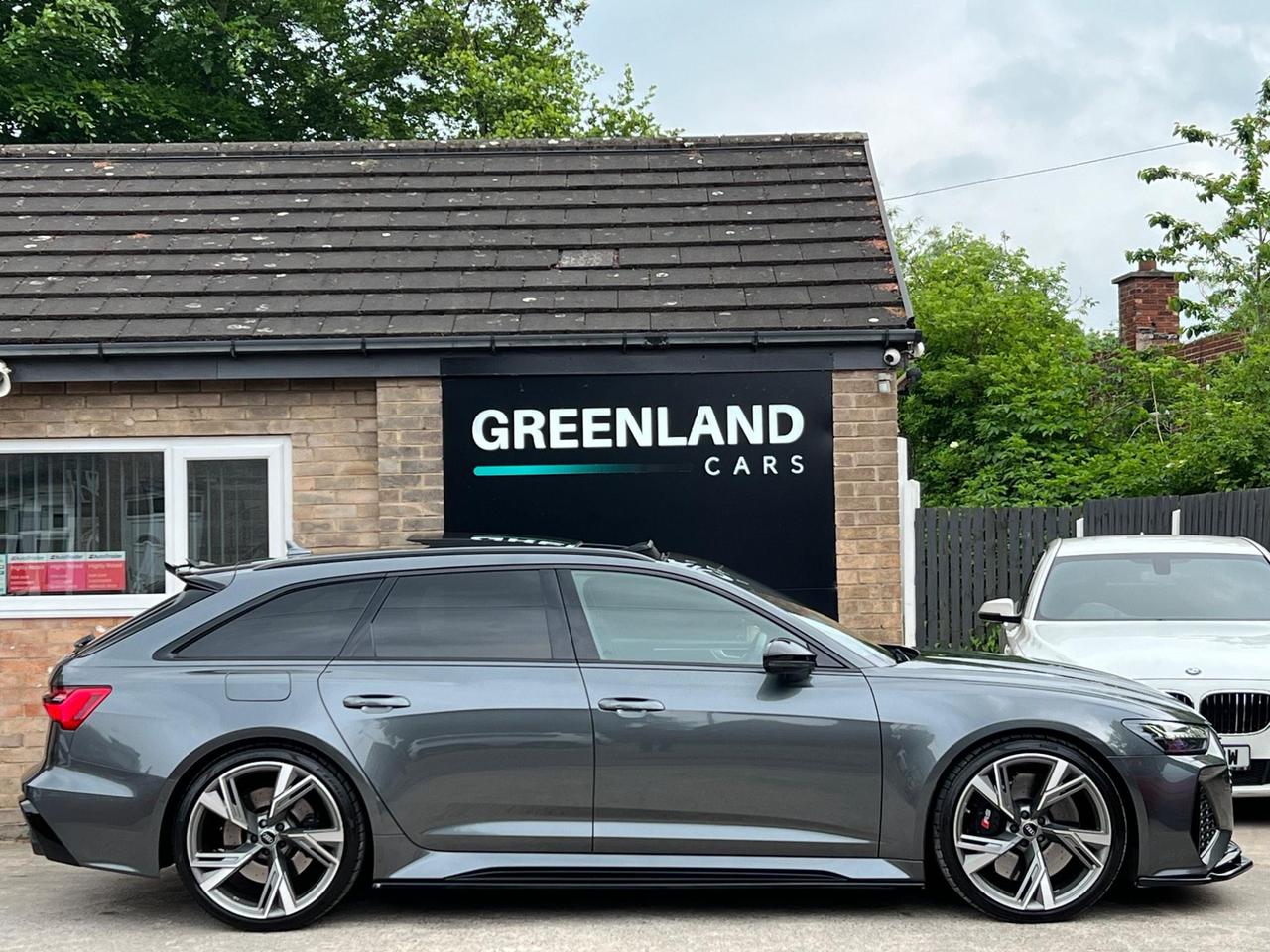 Used 2020 Audi RS6 Avant for sale in Sheffield