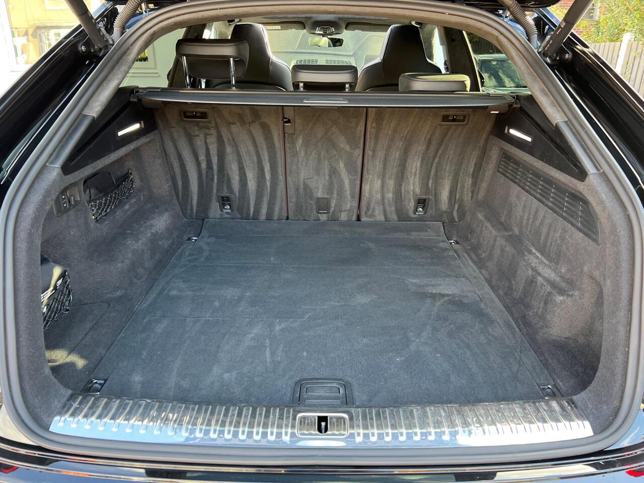 Used 2022 Audi SQ8 for sale in Sheffield