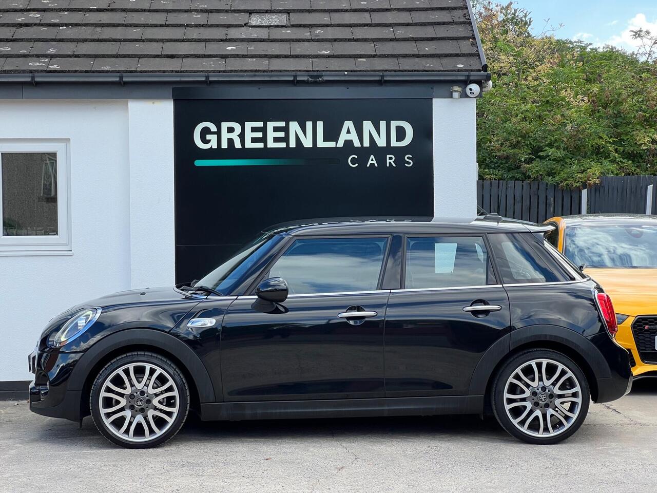 Used 2019 MINI Hatch for sale in Sheffield