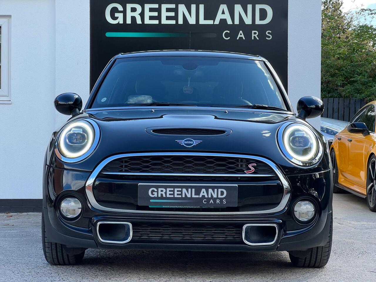 Used 2019 MINI Hatch for sale in Sheffield