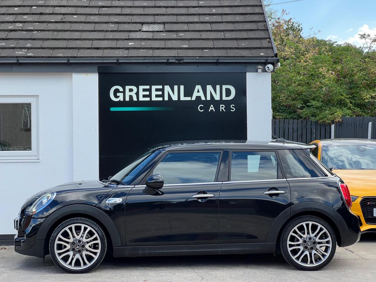 Used 2019 MINI Hatch for sale in Sheffield