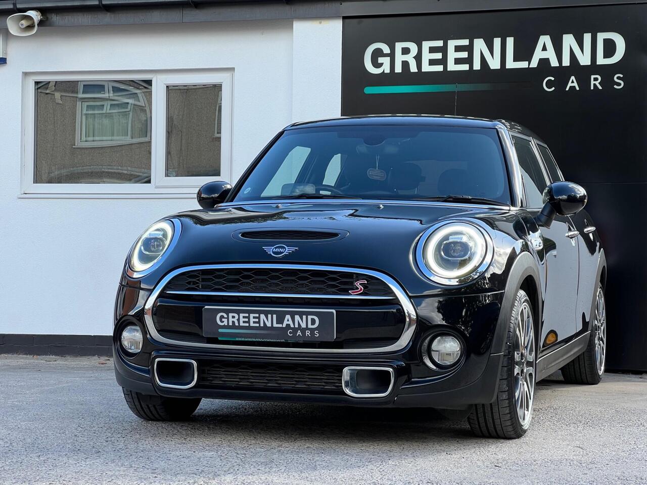 Used 2019 MINI Hatch for sale in Sheffield