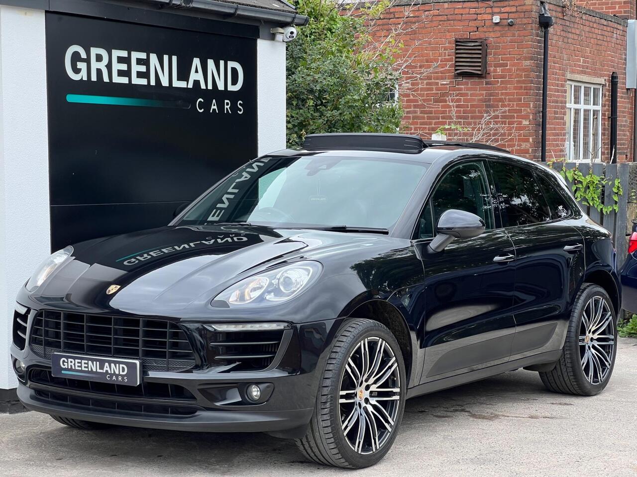 Used 2015 Porsche Macan for sale in Sheffield