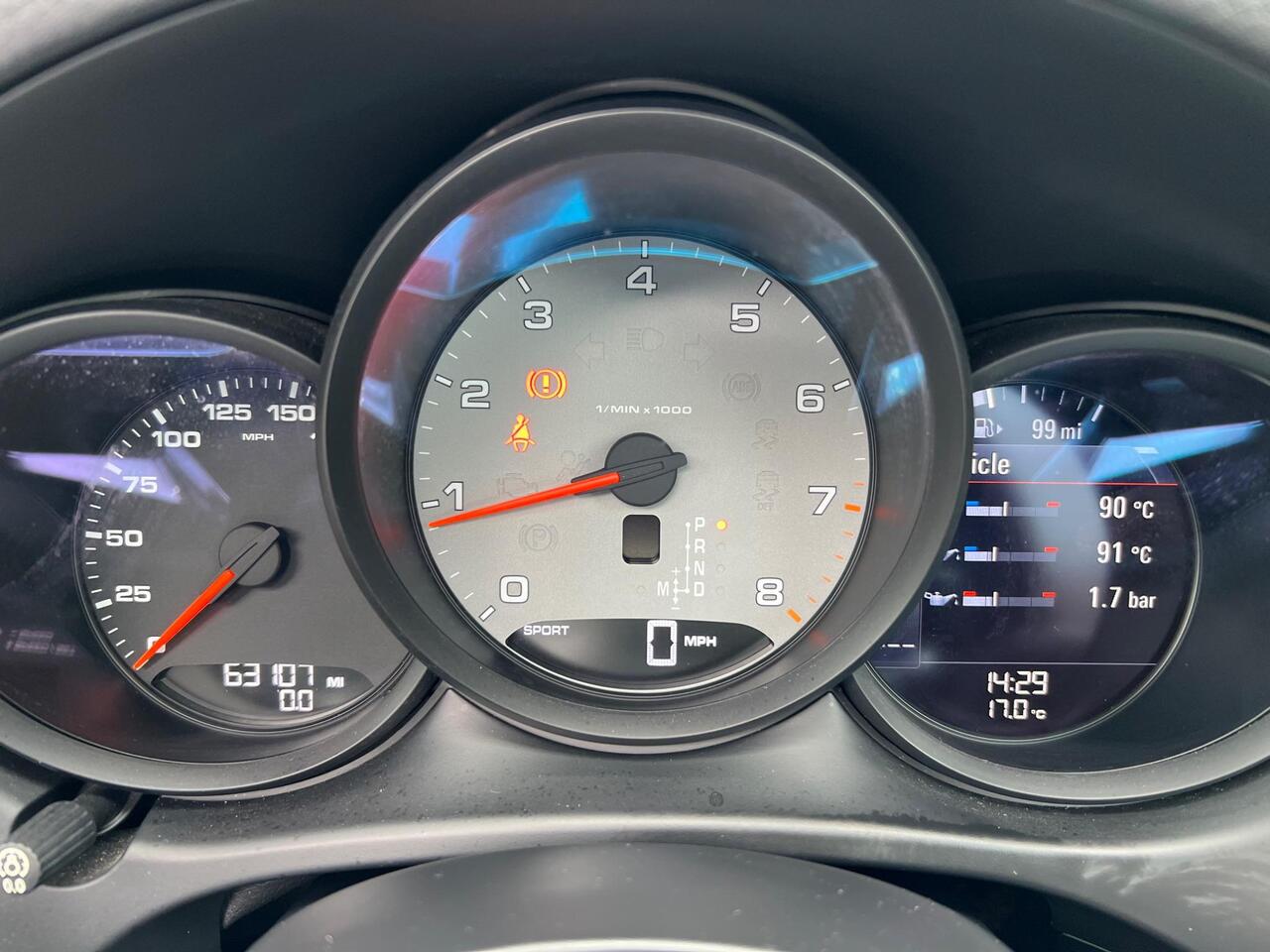 Used 2015 Porsche Macan for sale in Sheffield