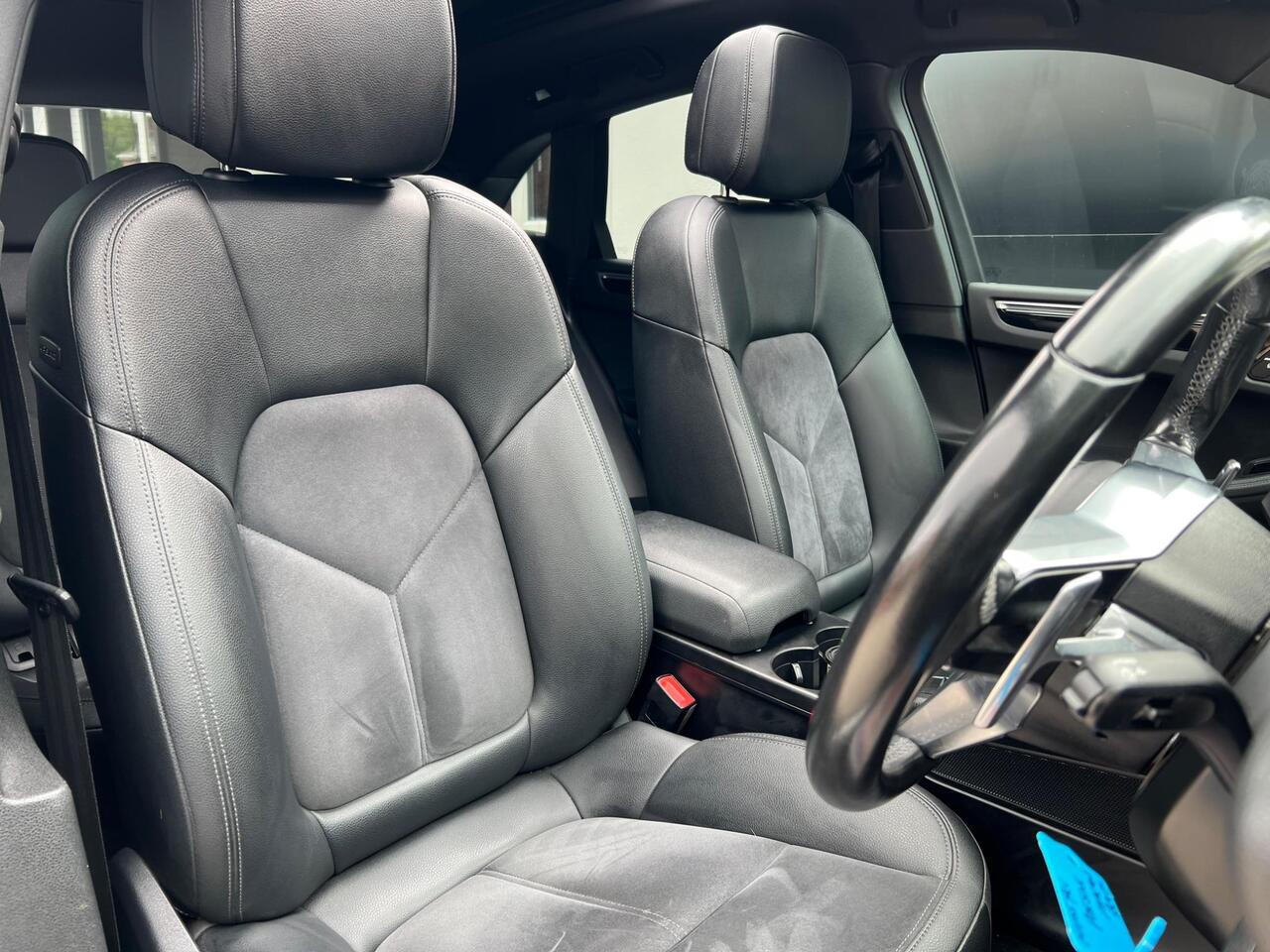 Used 2015 Porsche Macan for sale in Sheffield