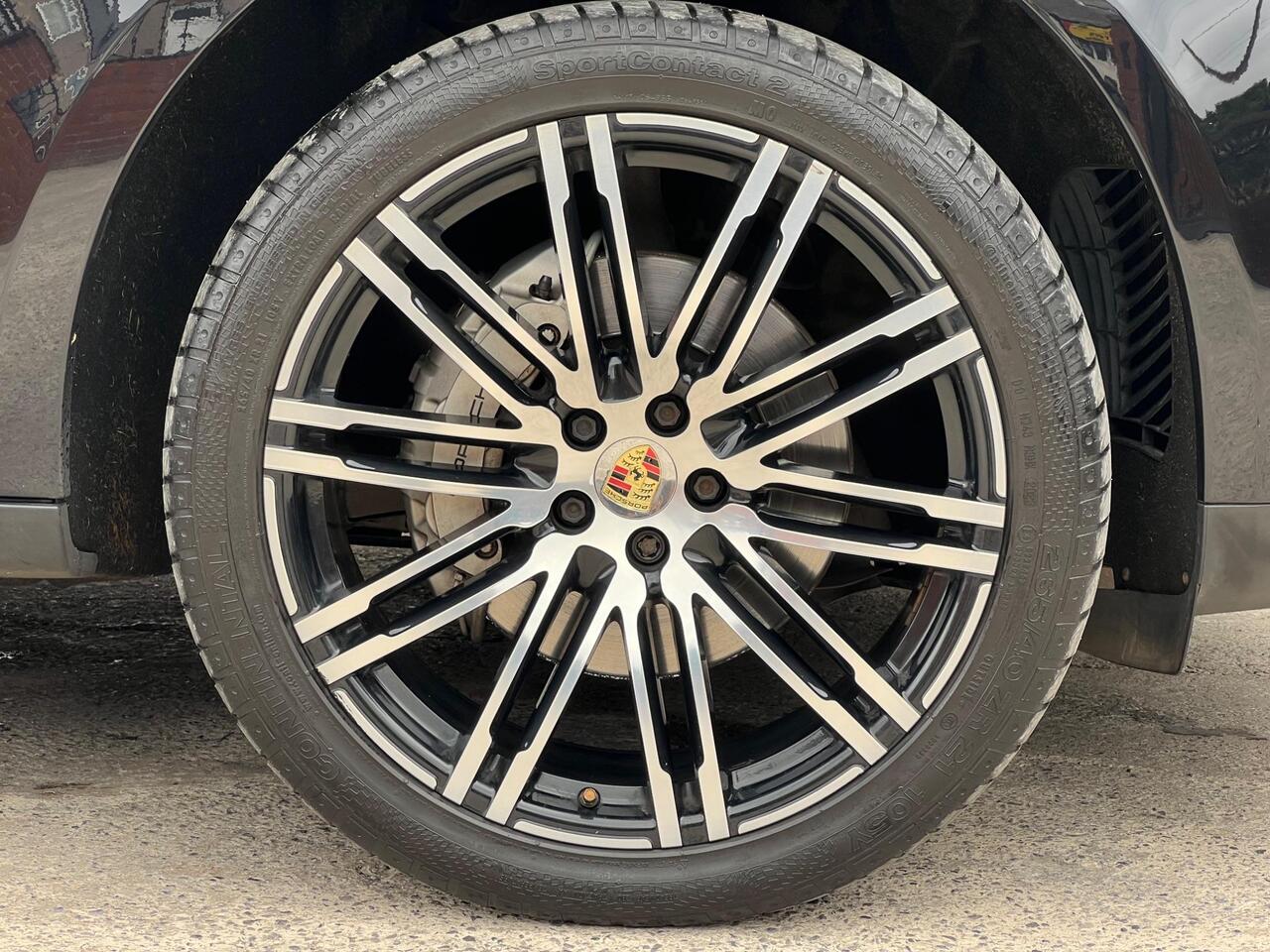 Used 2015 Porsche Macan for sale in Sheffield