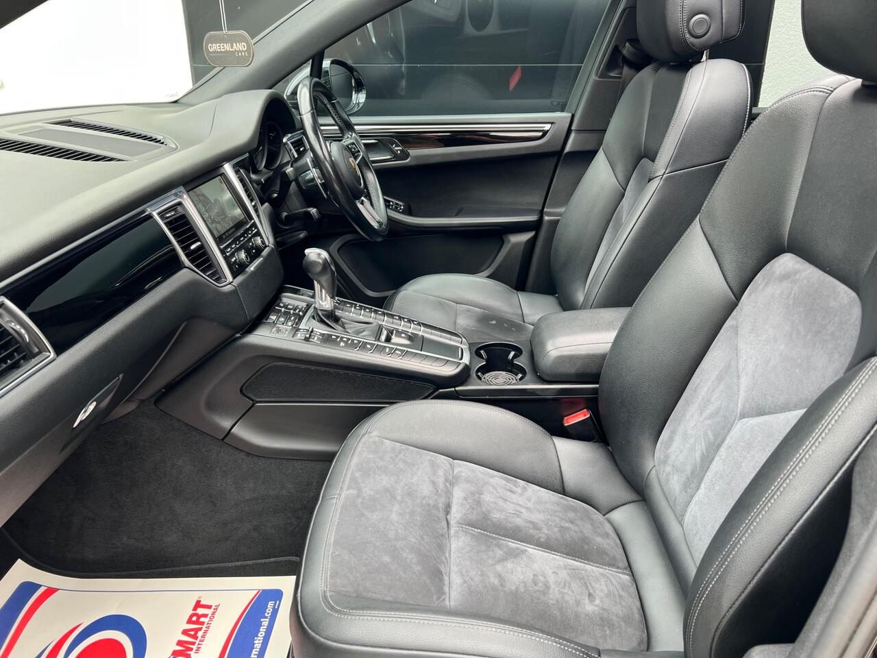 Used 2015 Porsche Macan for sale in Sheffield