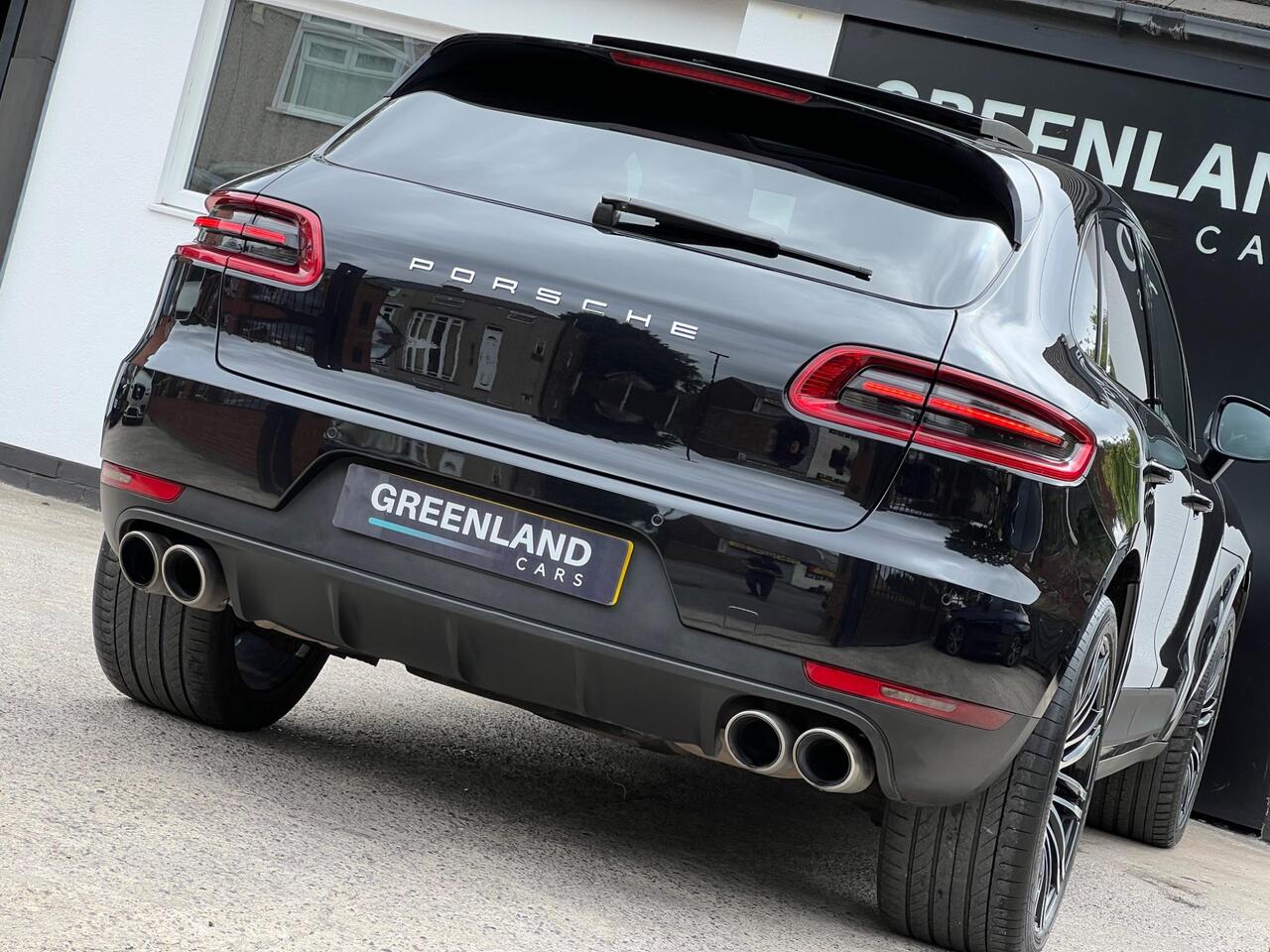 Used 2015 Porsche Macan for sale in Sheffield