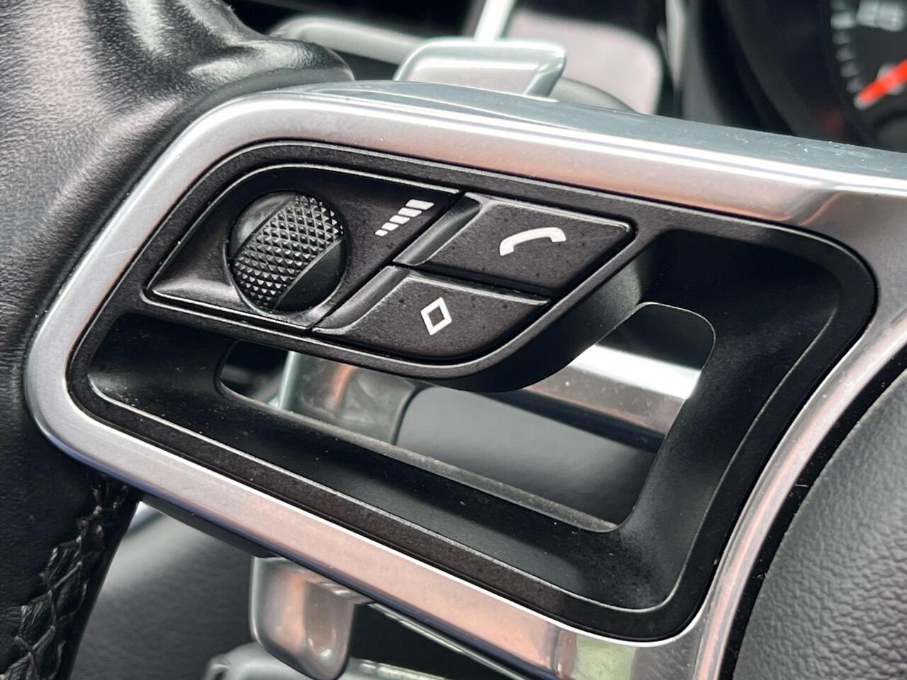 Used 2015 Porsche Macan for sale in Sheffield