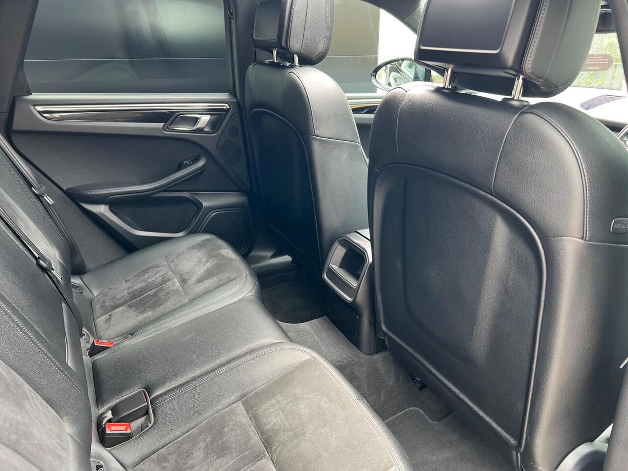 Used 2015 Porsche Macan for sale in Sheffield