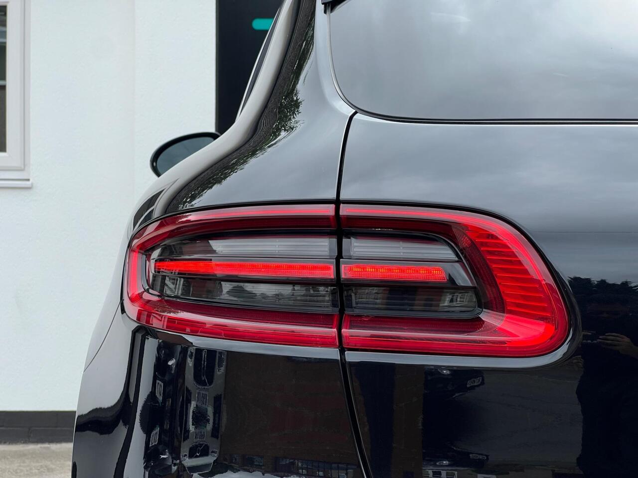 Used 2015 Porsche Macan for sale in Sheffield