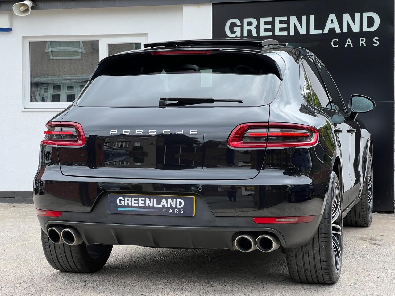 Used 2015 Porsche Macan for sale in Sheffield