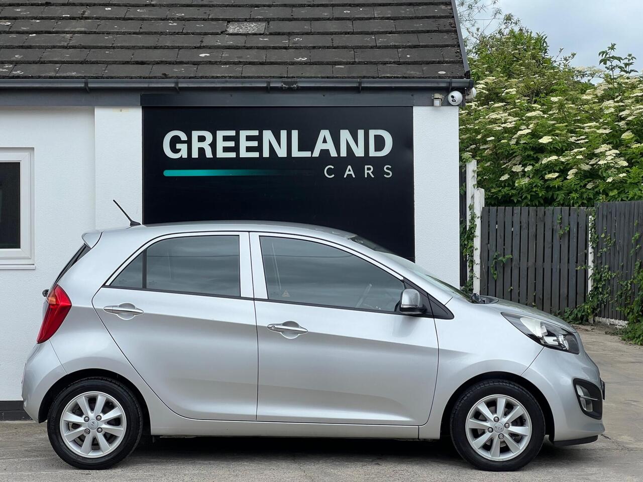 Used 2013 Kia Picanto for sale in Sheffield