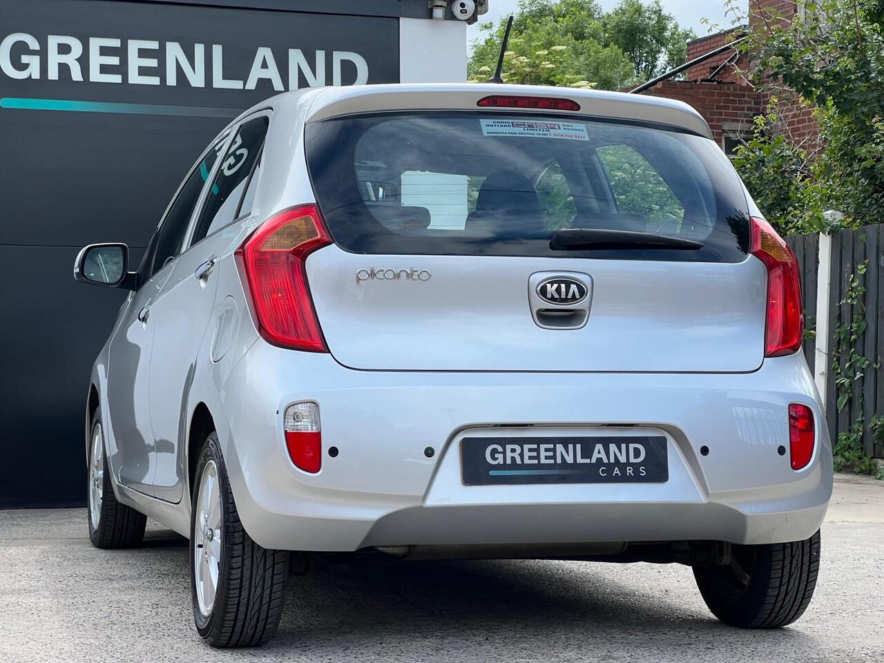 Used 2013 Kia Picanto for sale in Sheffield