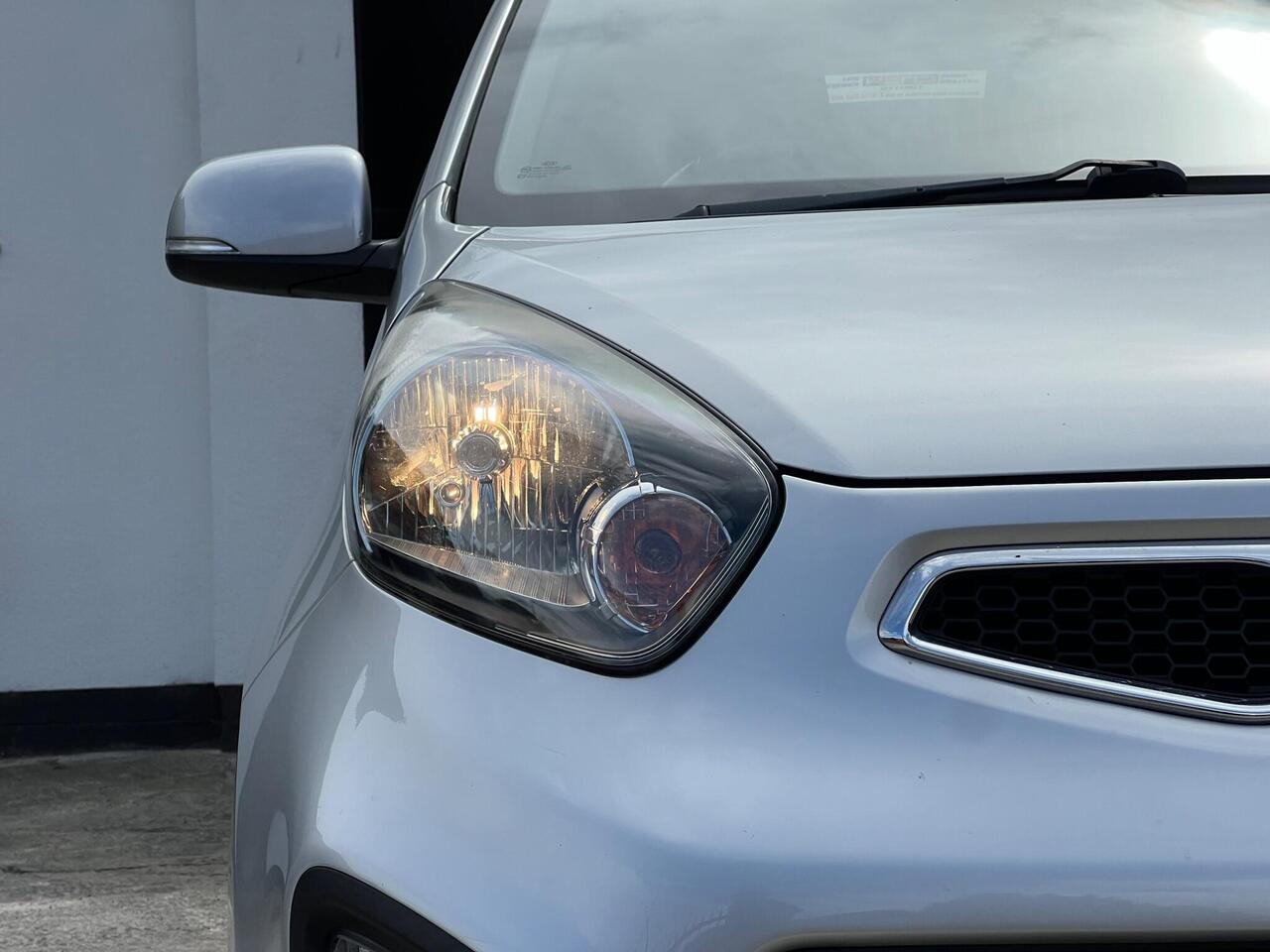 Used 2013 Kia Picanto for sale in Sheffield
