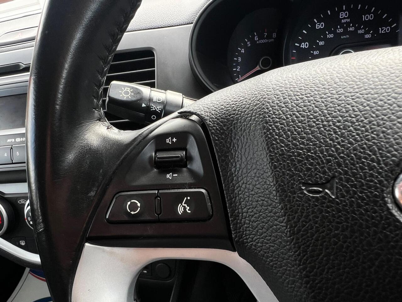 Used 2013 Kia Picanto for sale in Sheffield