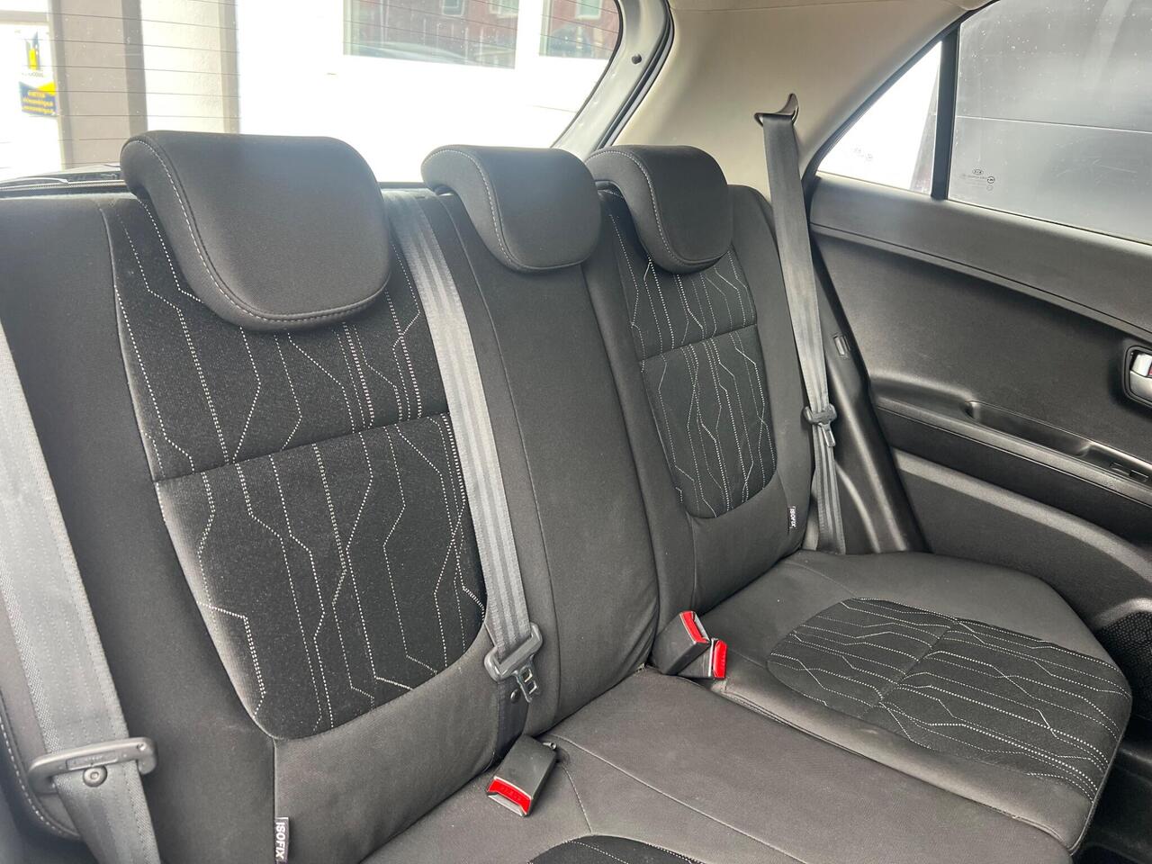 Used 2013 Kia Picanto for sale in Sheffield