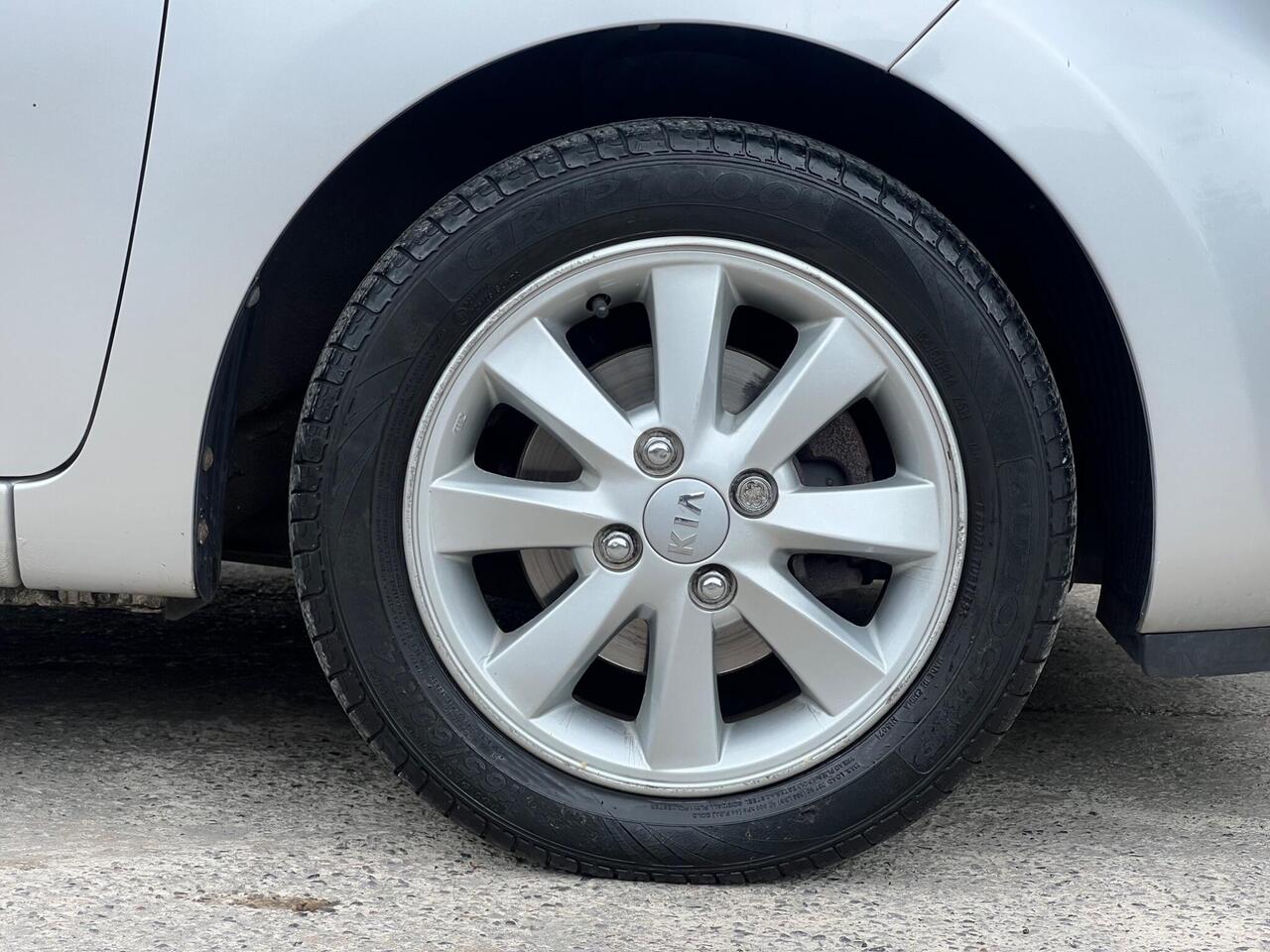 Used 2013 Kia Picanto for sale in Sheffield