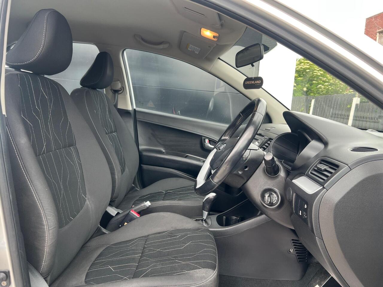 Used 2013 Kia Picanto for sale in Sheffield