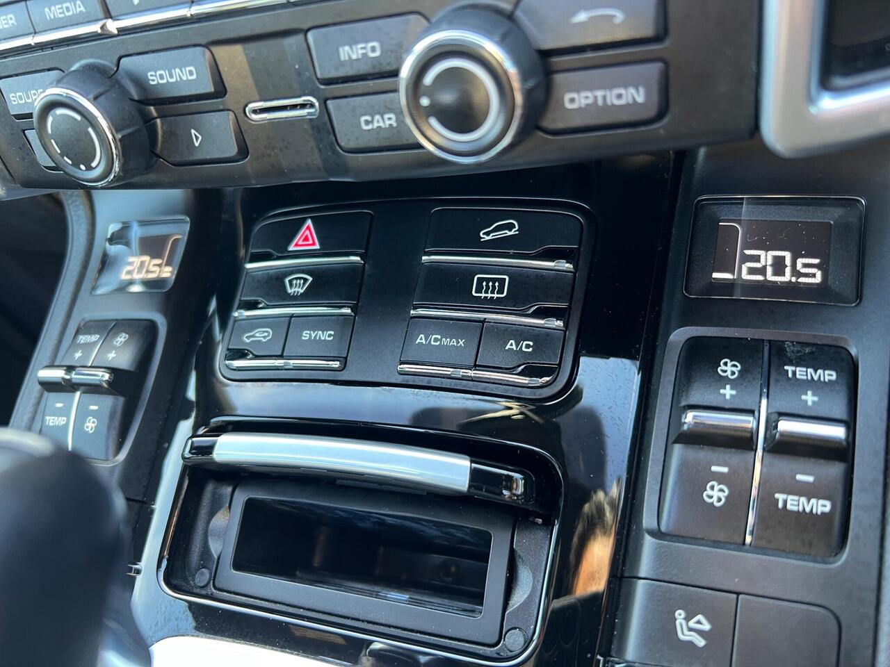 Used 2016 Porsche Cayenne for sale in Sheffield