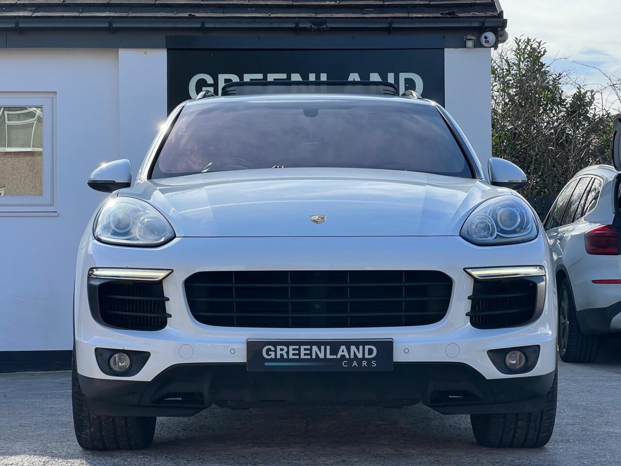 Used 2016 Porsche Cayenne for sale in Sheffield