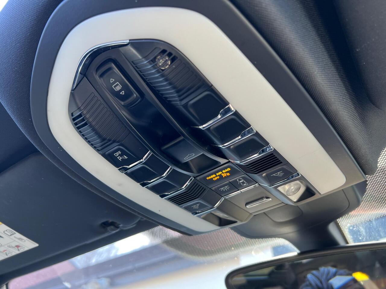 Used 2016 Porsche Cayenne for sale in Sheffield